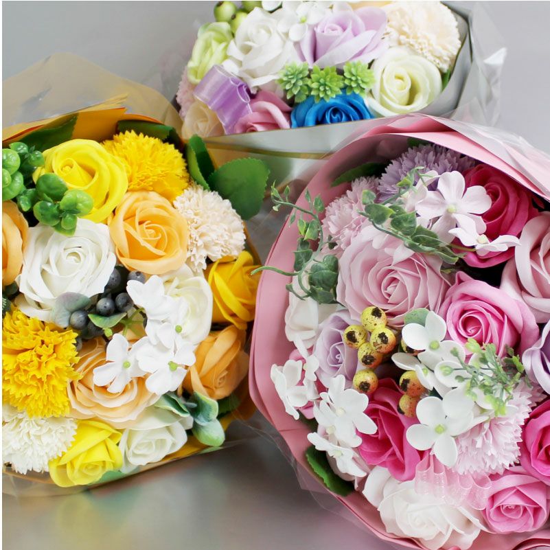  花のカタチの入浴剤 花の入浴剤 ブーケ型 バスフレグランス ピンク イエロー ブルー ホワイトデー 母の日 贈り物 プレゼント