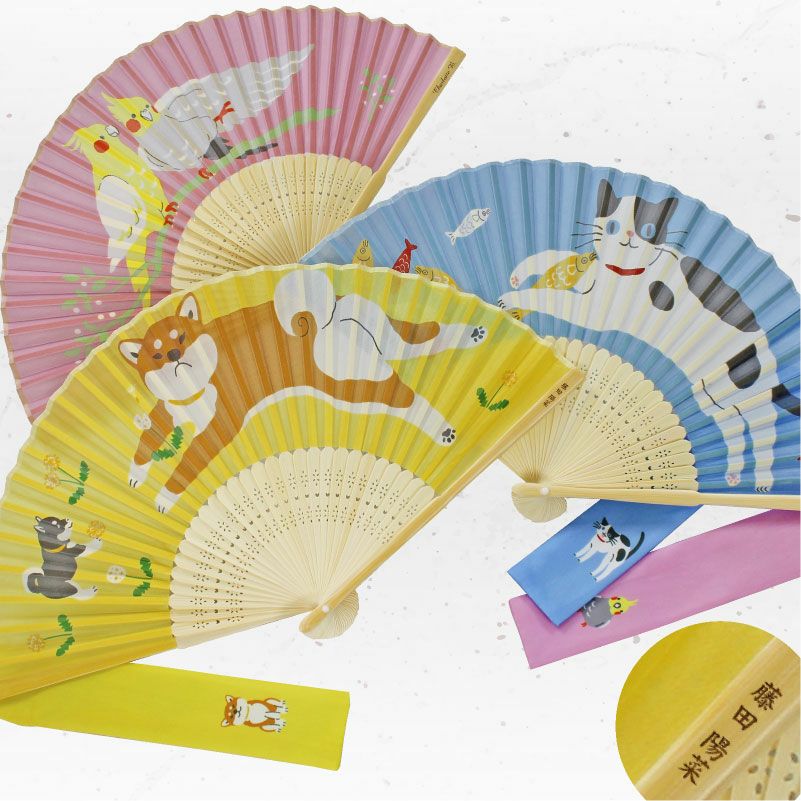 【名入れ無料】 扇子 シルク扇子 袋付 うちわ 猫 ネコ 犬 イヌ 小鳥 トリ 和小物 雑貨 ギフト プレゼント 贈り物 ピンク ブルー イエロー 日本 伝統