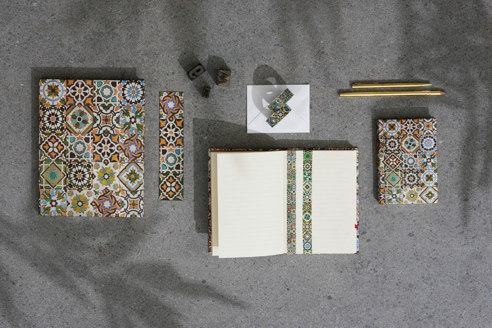 paperblanks ポルトガルのタイル ポルト ミディサイズ ハードカバー 罫線 ペーパーブランクス