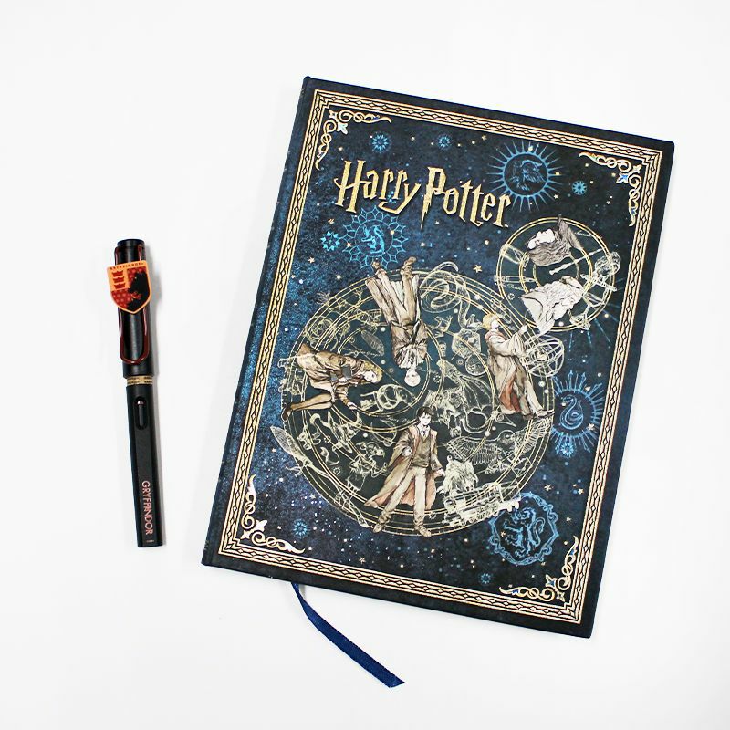 【名入れ無料】ハリーポッター Harry Potter ハリポタ ラミー サファリ LAMY Safari 万年筆 ペーパーブランクス Paperblanks グリフィンドール ホグワーツの伝説 ウルトラ 罫線 ノート 2点セット